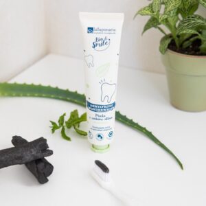 Dentifricio WonderWhite Menta&Carbone - Bio Smile - La Saponaria