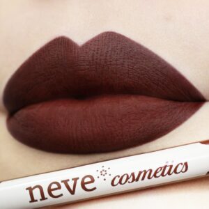 Stay at Home lip crayon - Neve Cosmetics