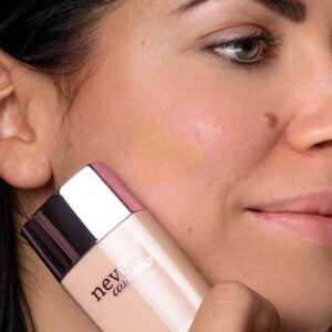 Fondotinta Cream to Serum Medium Neutral - Neve Cosmetics