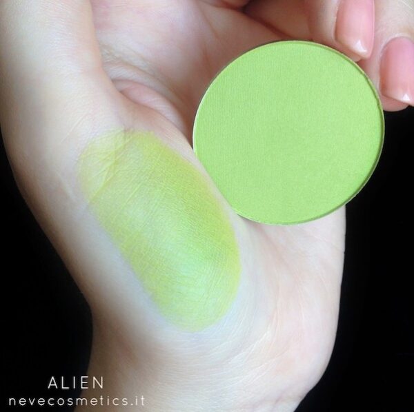 Ombretto in cialda ALIEN - Neve Cosmetics - immagine 3