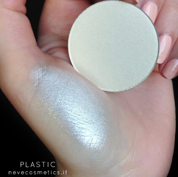 Illuminante in cialda Plastic - Neve Cosmetics