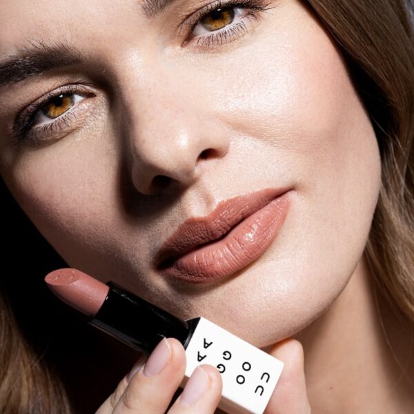 Nourishing sheer Lipstik 611 Chocoberry - Uoga Uoga - immagine 3