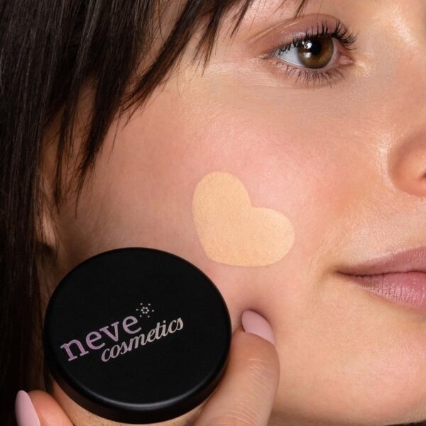 Fondotinta minerale High Coverage Light Warm - Neve Cosmetics - immagine 2