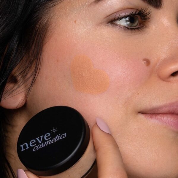Fondotinta minerale High Coverage Medium Neutral - Neve Cosmetics - immagine 2