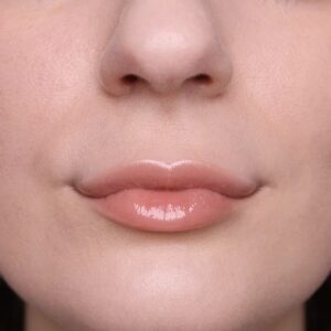 Balmy Gloss 07 Good Luck Nude Rosato con Charm Cocinella + Fiore - puroBio